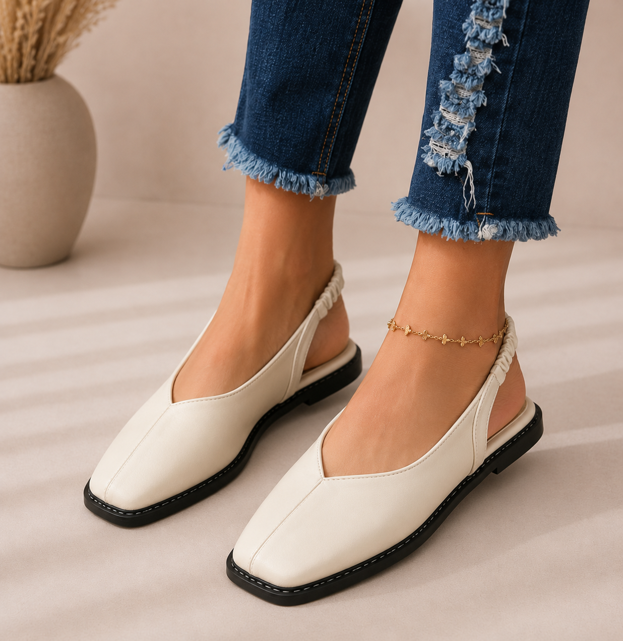 Sandalias planas de mujer de punta cuadrada - Sara