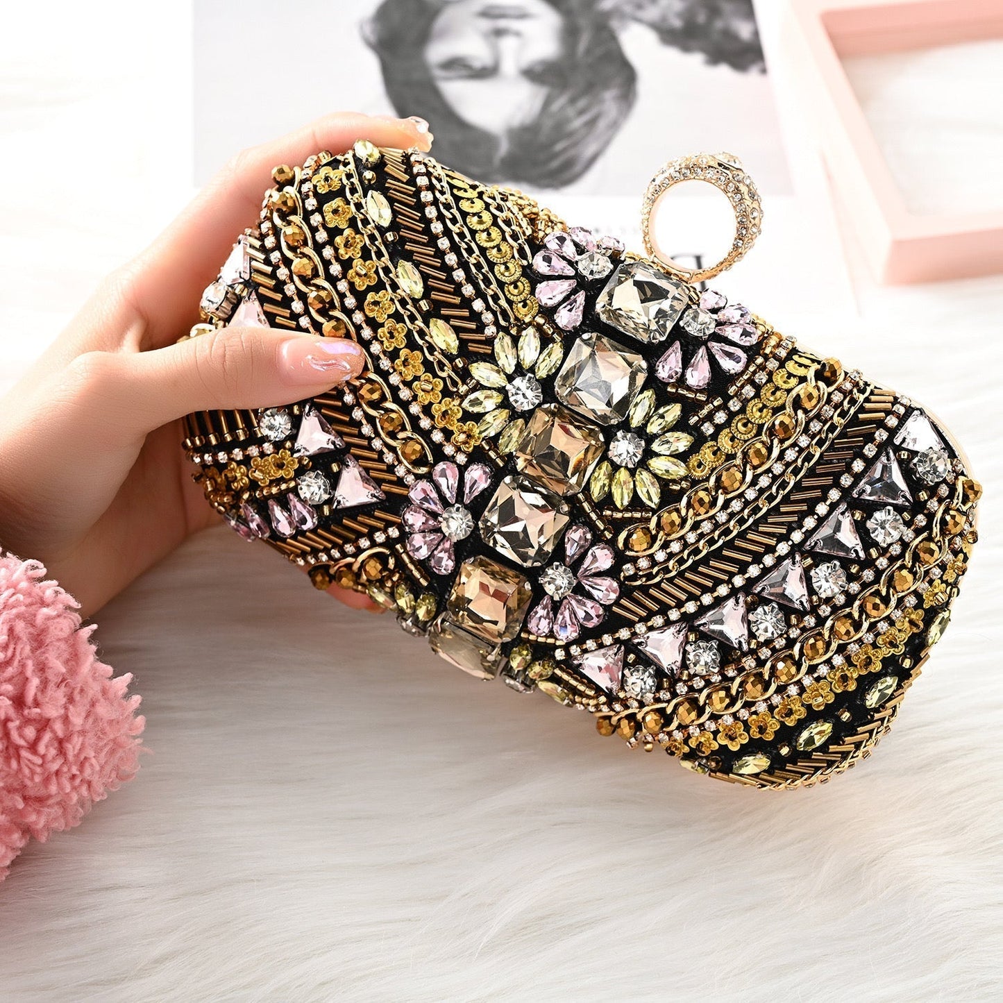 Clutch de Noche Hecho a Mano con Perla | Pedrería y Cuentas