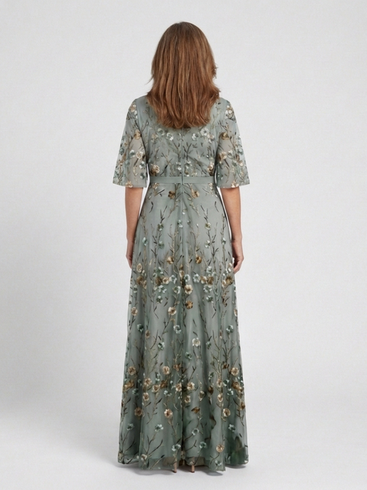 Evadne - Vestido largo con cuello en V bordado